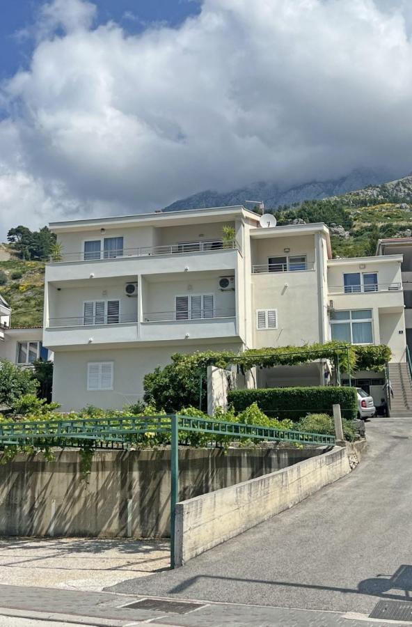 Apartment Lijana Sea View Tučepi Exterior foto